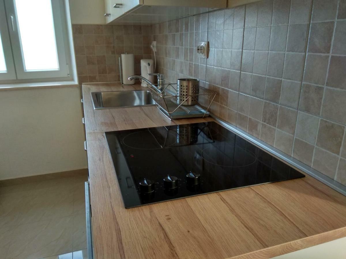 Apartman Postira Rot Bagian luar foto
