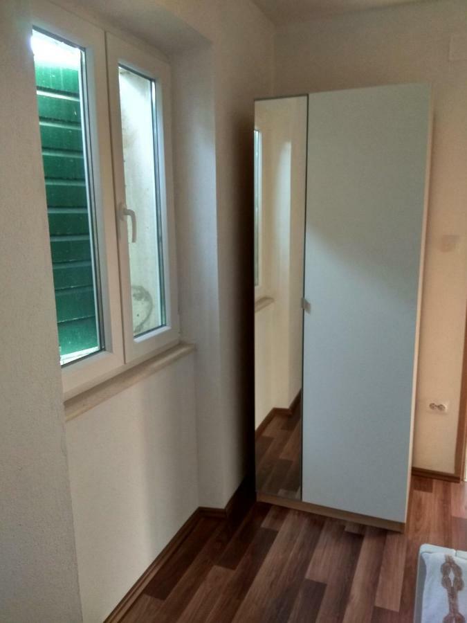 Apartman Postira Rot Bagian luar foto